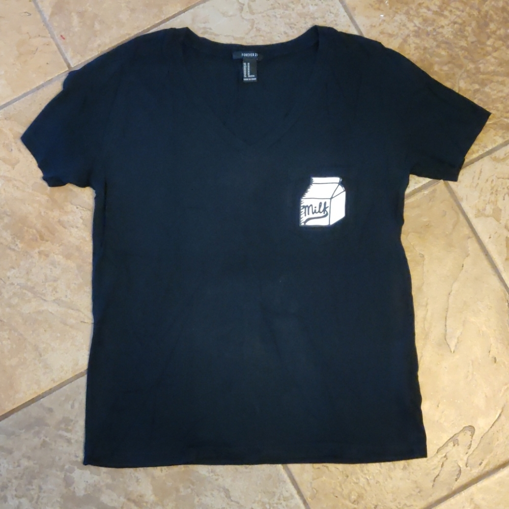Forever 21 pocket tshirt